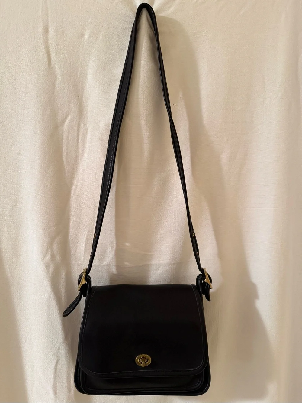 Vintage Black Coach 9061 Rambler’s Legacy Crossbody Leather Bag - Picture 2 of 10